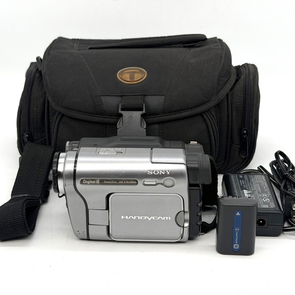 Sony Handycam DCR-TRV280 Digital8 Camcorder 20x Optical Zoom NightShot Bundle